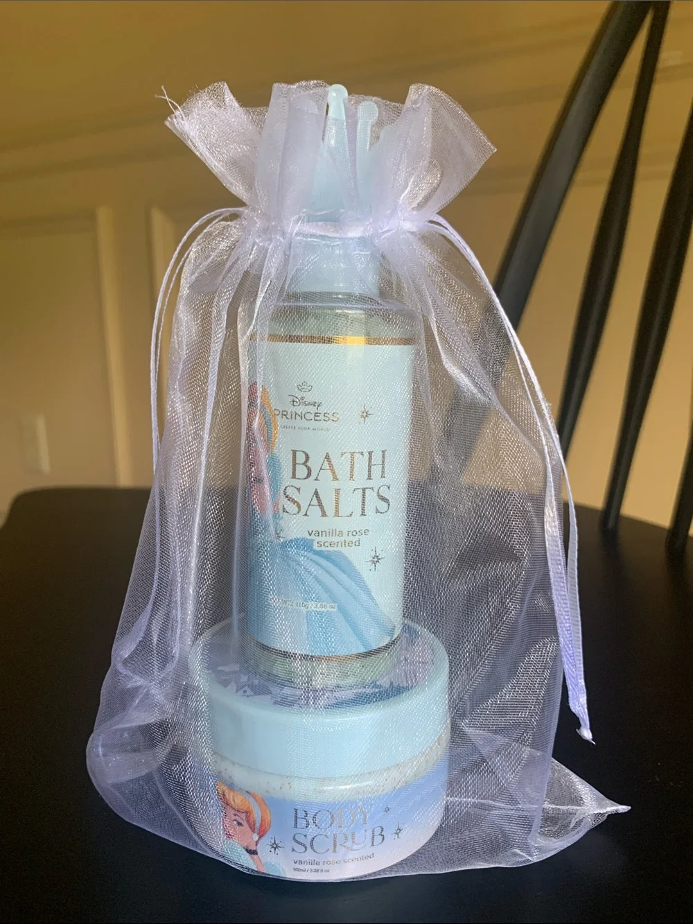 Disney Princess Luxurious Mini Bath Set - Body Scrub & Bath Salts - Choose 1 Set